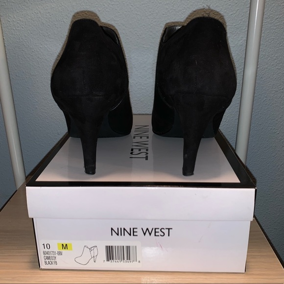 Black Bootie - Picture 4 of 7